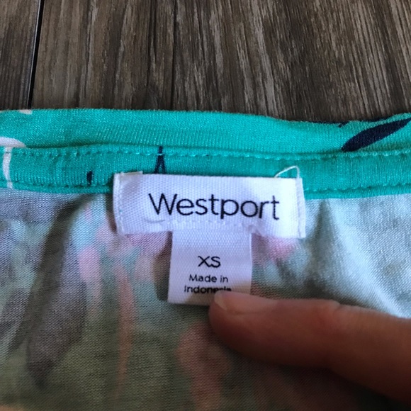 Cold Shoulder WESTPORT Flowered Short Sleeve Shirt - Picture 6 of 6